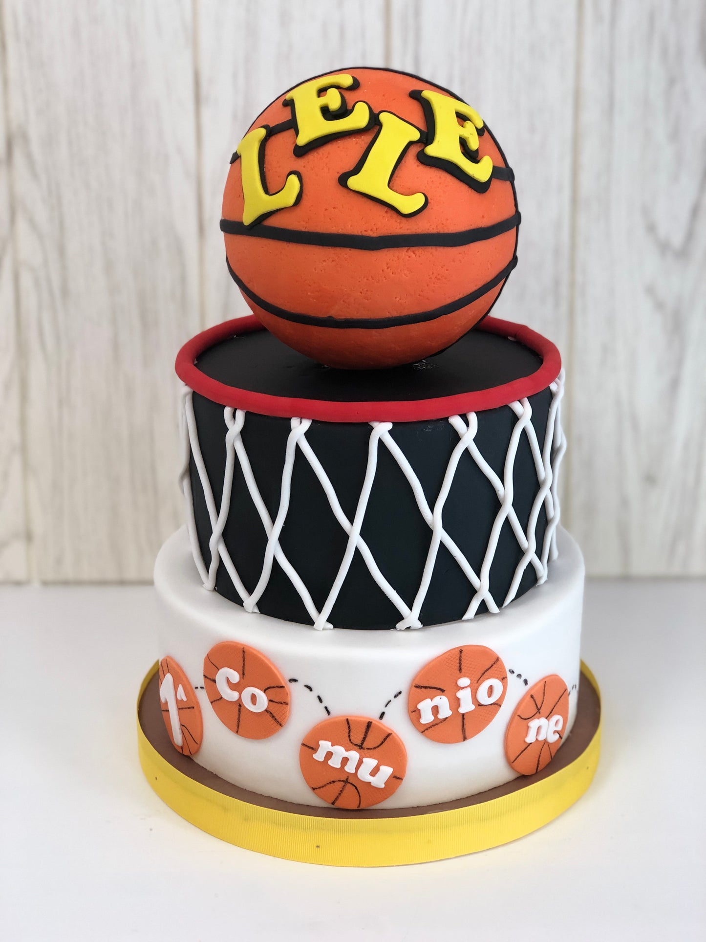 Basket cake